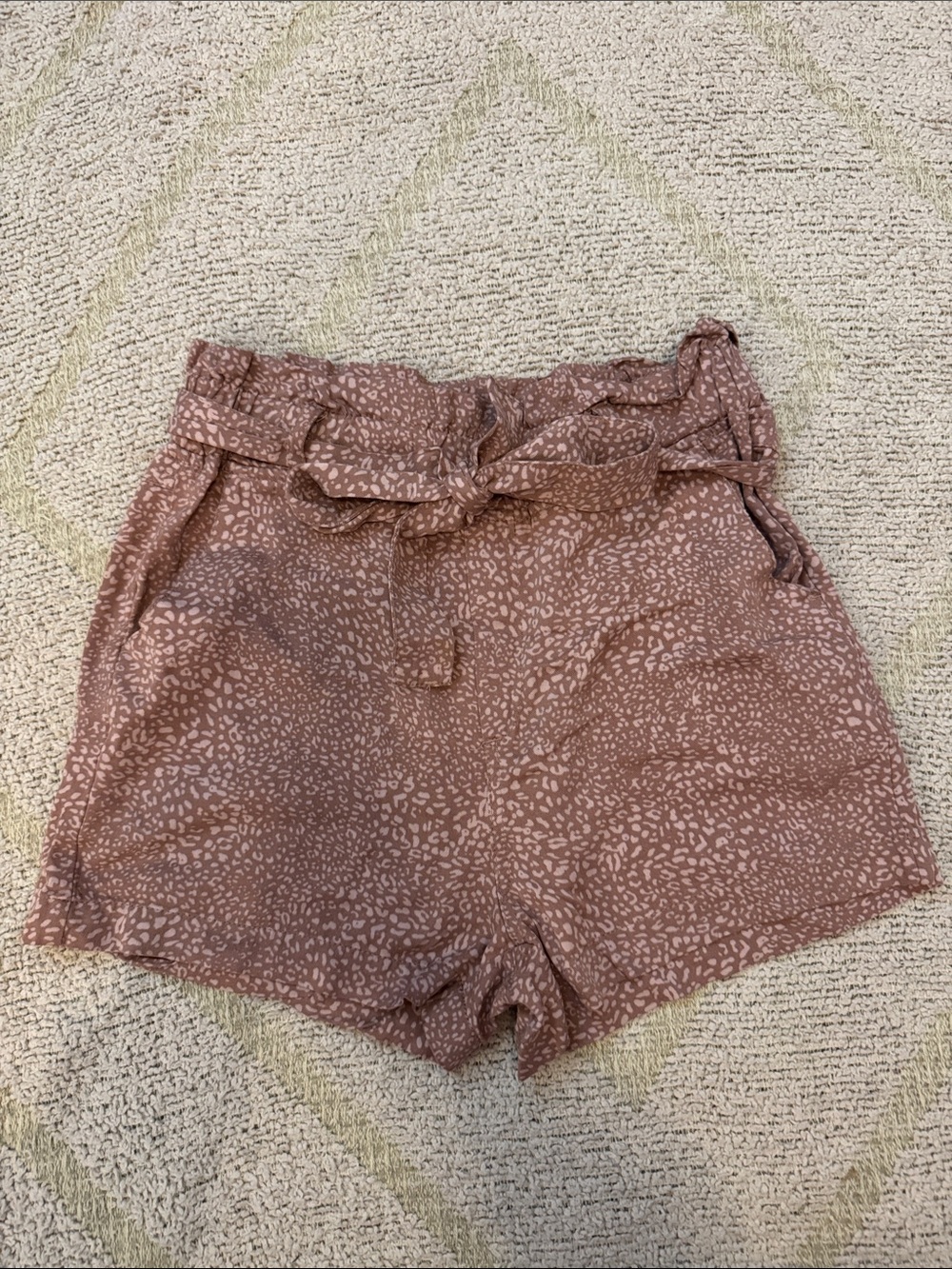 Thread + Supply Paperbag Waist Shorts Mauve Animal Print Tie Waist Small